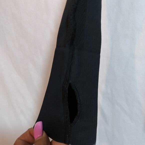 Athleta Ombre Grey & Black Quarter Zip Pullover Top Athletic Athleisure Size S - Picture 7 of 7